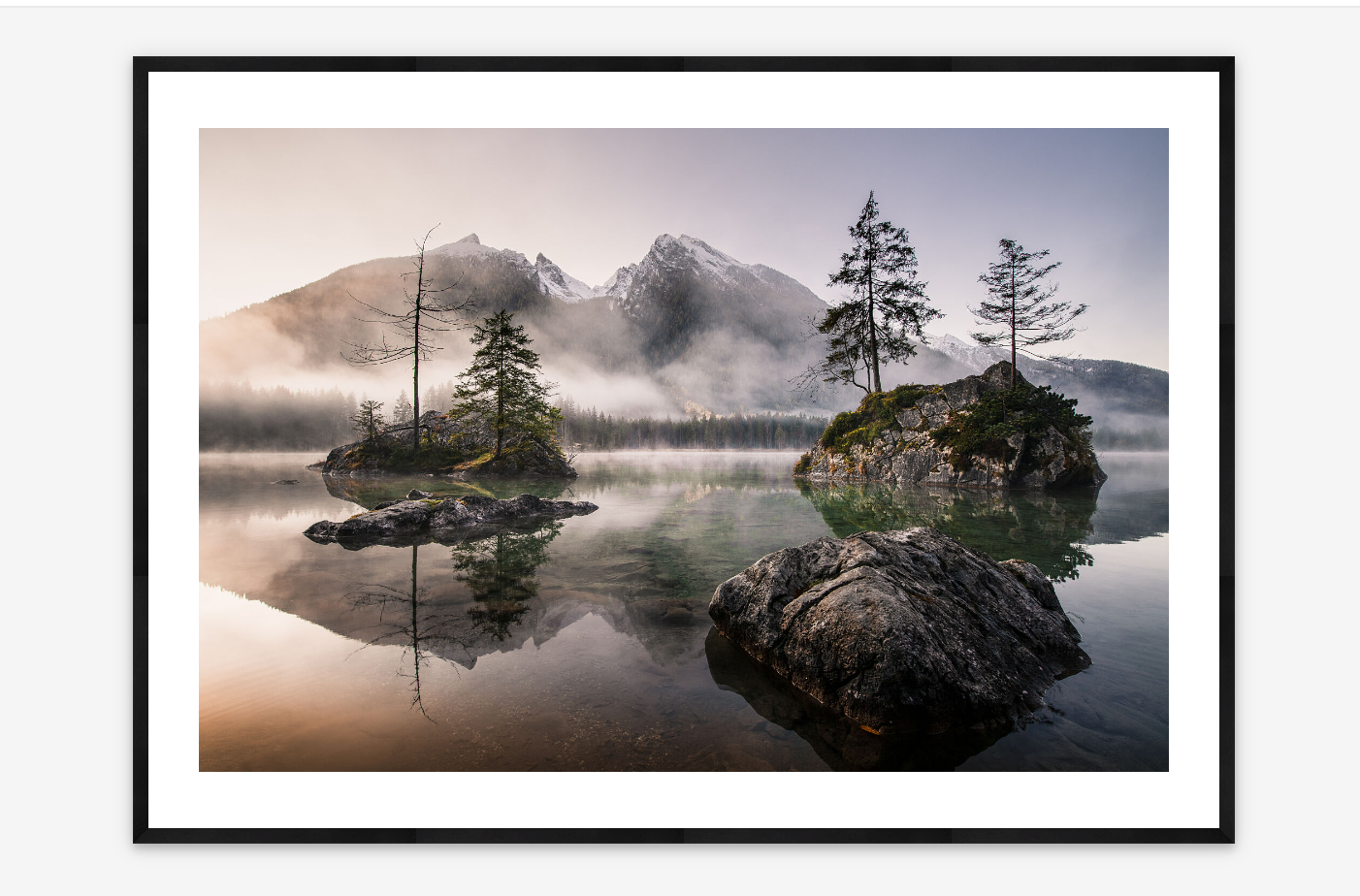 Mist Rising | Viktoria Pezzei